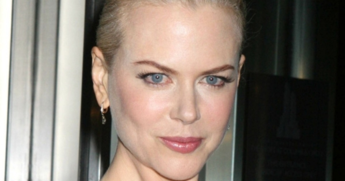 Snella a 57 anni: Nicole Kidman non mostra segni di invecchiamento — Scopri com’è oggi!