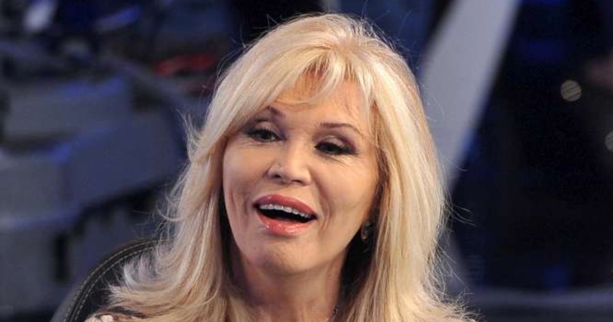 Regina della disco, star della TV e icona poliedrica!: Riesci a indovinare chi è ancora splendida a 86 anni?