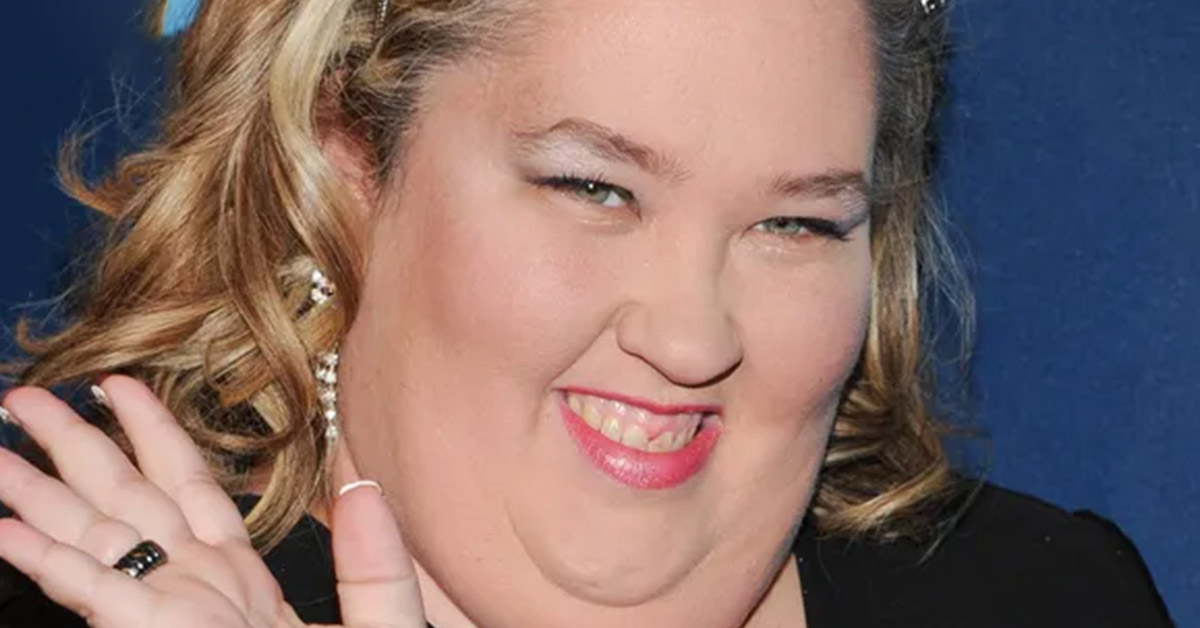 “Scacco Matto Perfetto”: Perde 140 Kg e Si Presenta al Matrimonio del Suo Ex Più Splendente che Mai!