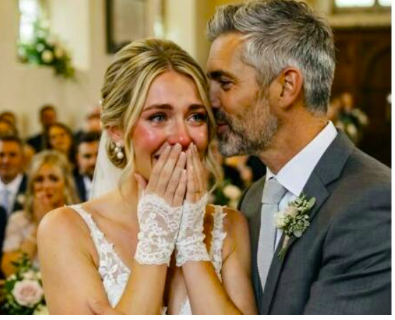 Lo sposo la umiliò proprio davanti all’altare, ma tutto si capovolse quando un influente boss miliardario chiuse le porte e le fece una proposta incredibile
