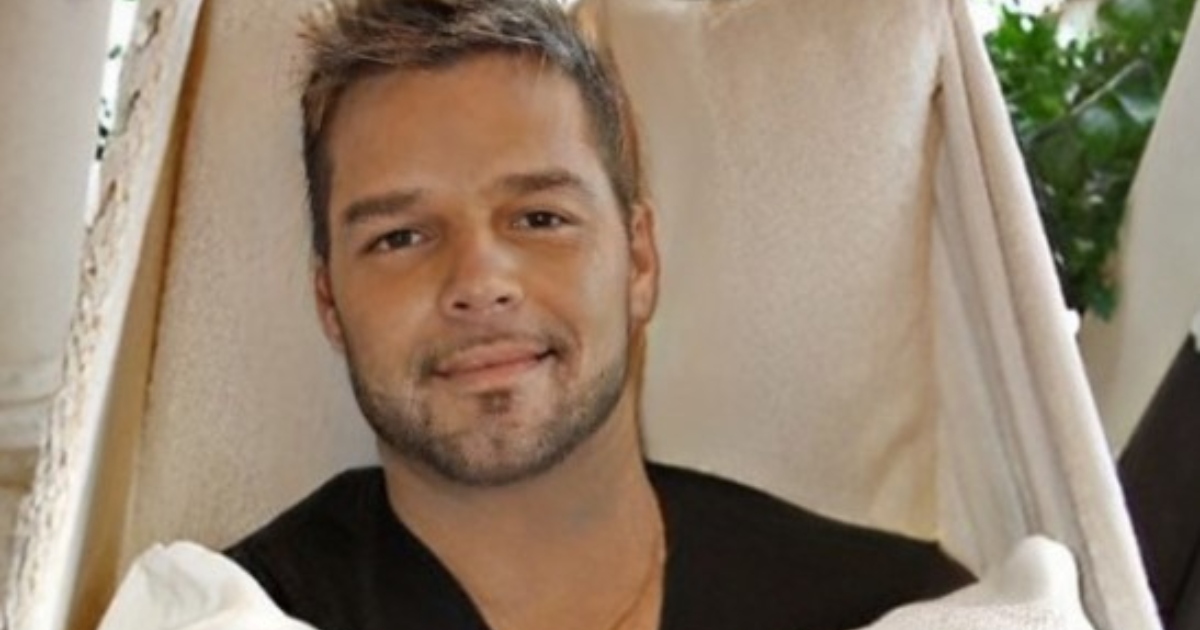 Ecco come sono oggi i gemelli adolescenti di Ricky Martin e i suoi due figli più piccoli, raramente visti in pubblico!